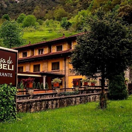 Logis Hotel Restaurante La Casa De Juansabeli اريناس دي كابراليس المظهر الخارجي الصورة